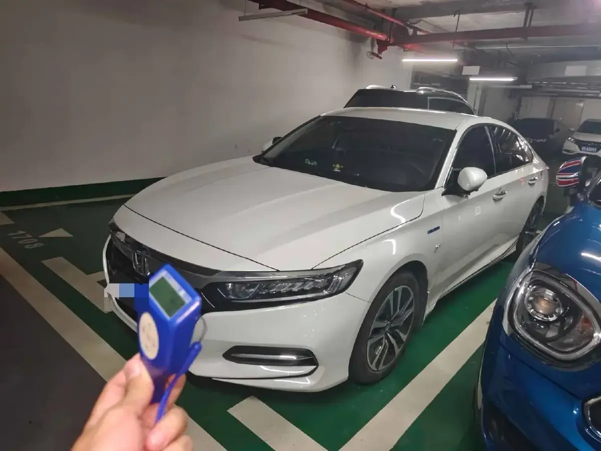 2018 Honda Accord 2.0L 146HP L4 E-CVT Hybrid