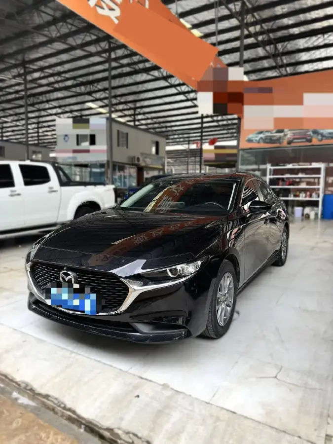 2022 Mazda 3 Axela 2.0L 158HP L4 6AT