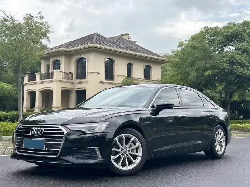 2021 Audi A6L 2.0T 190HP L4 7DCT