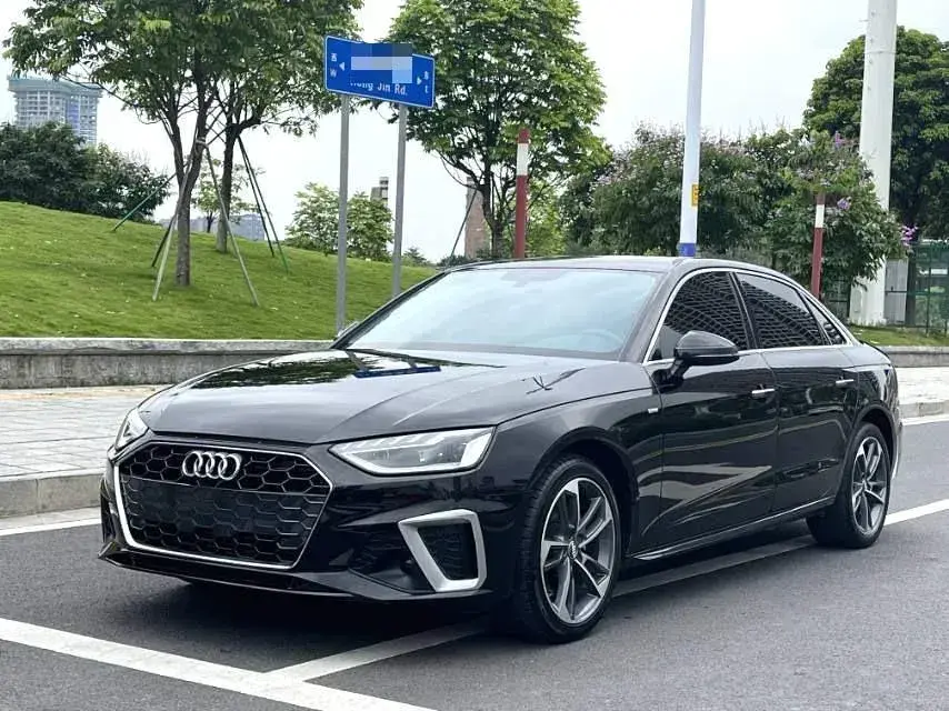 2020 Audi A4L 2.0T 150HP L4 7DCT
