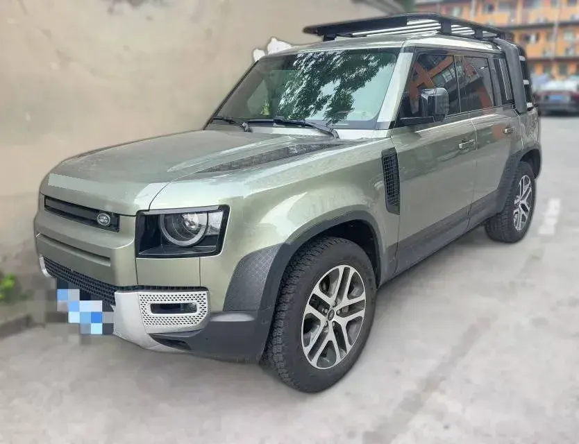 2025 Land Rover Defender 3.0T 400HP L6 8AT