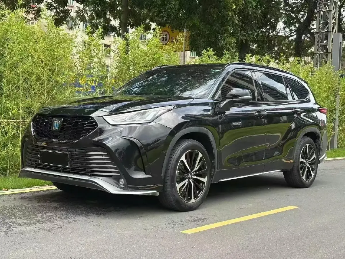 2022 Toyota Crown Kluger 2.5L 192HP L4 E-CVT Hybrid