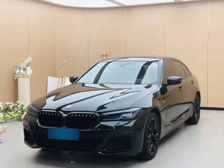 2021 BMW 5 Series 2.0T 252HP L4 8AT