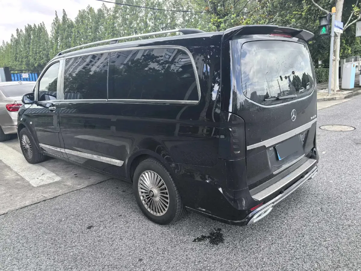 2023 Mercedes-Benz Vito 2.0T 211HP L4 9AT,autocango,china used car exporter,china ev exporter,chinese used car exporter,chinese used ev exporter