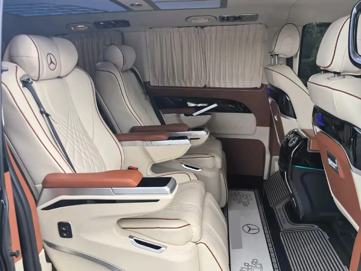 2023 Mercedes-Benz Vito 2.0T 211HP L4 9AT,autocango,china used car exporter,china ev exporter,chinese used car exporter,chinese used ev exporter