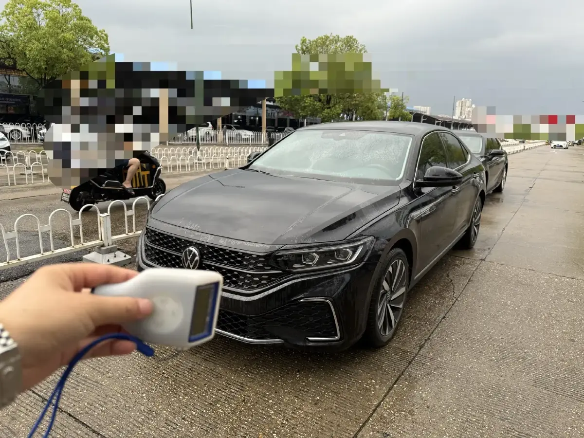 2022 Volkswagen Passat 2.0T 186HP L4 7DCT