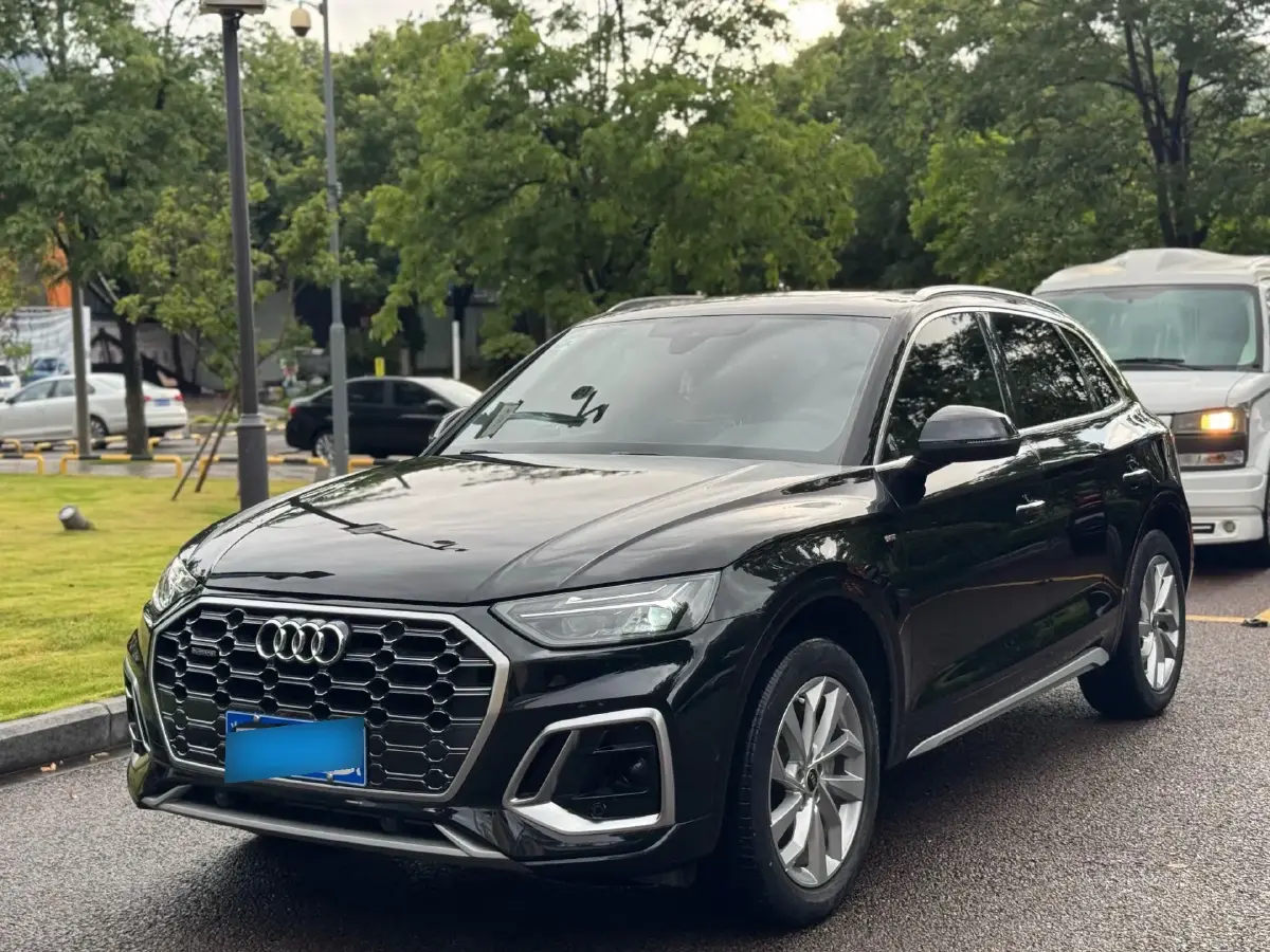 2022 Audi Q5L 2.0T 252HP L4 7DCT