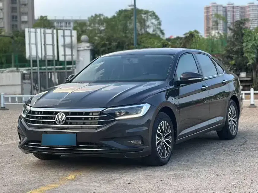 2021 Volkswagen Sagitar 1.4T 150HP L4 7DCT