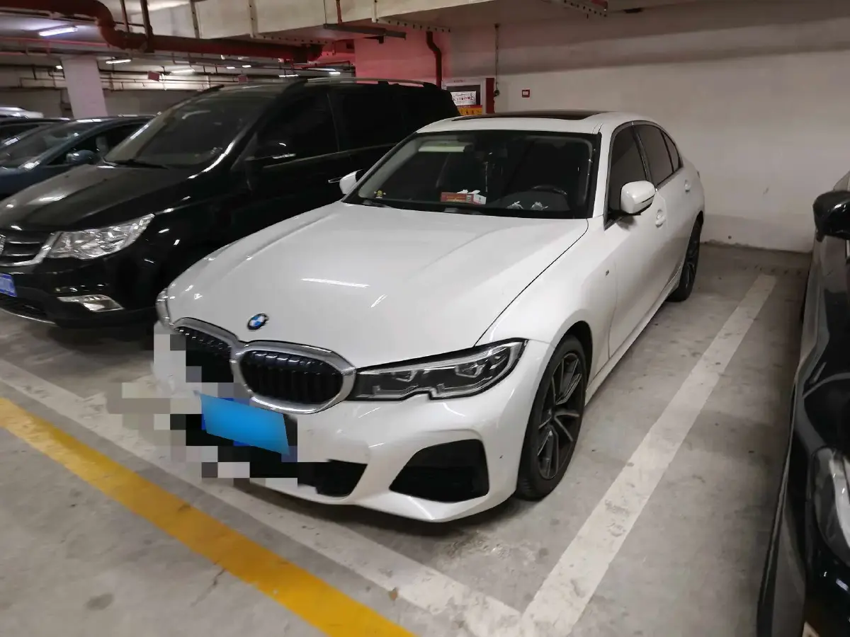 2022 BMW 3 Series 2.0T 156HP L4 8AT