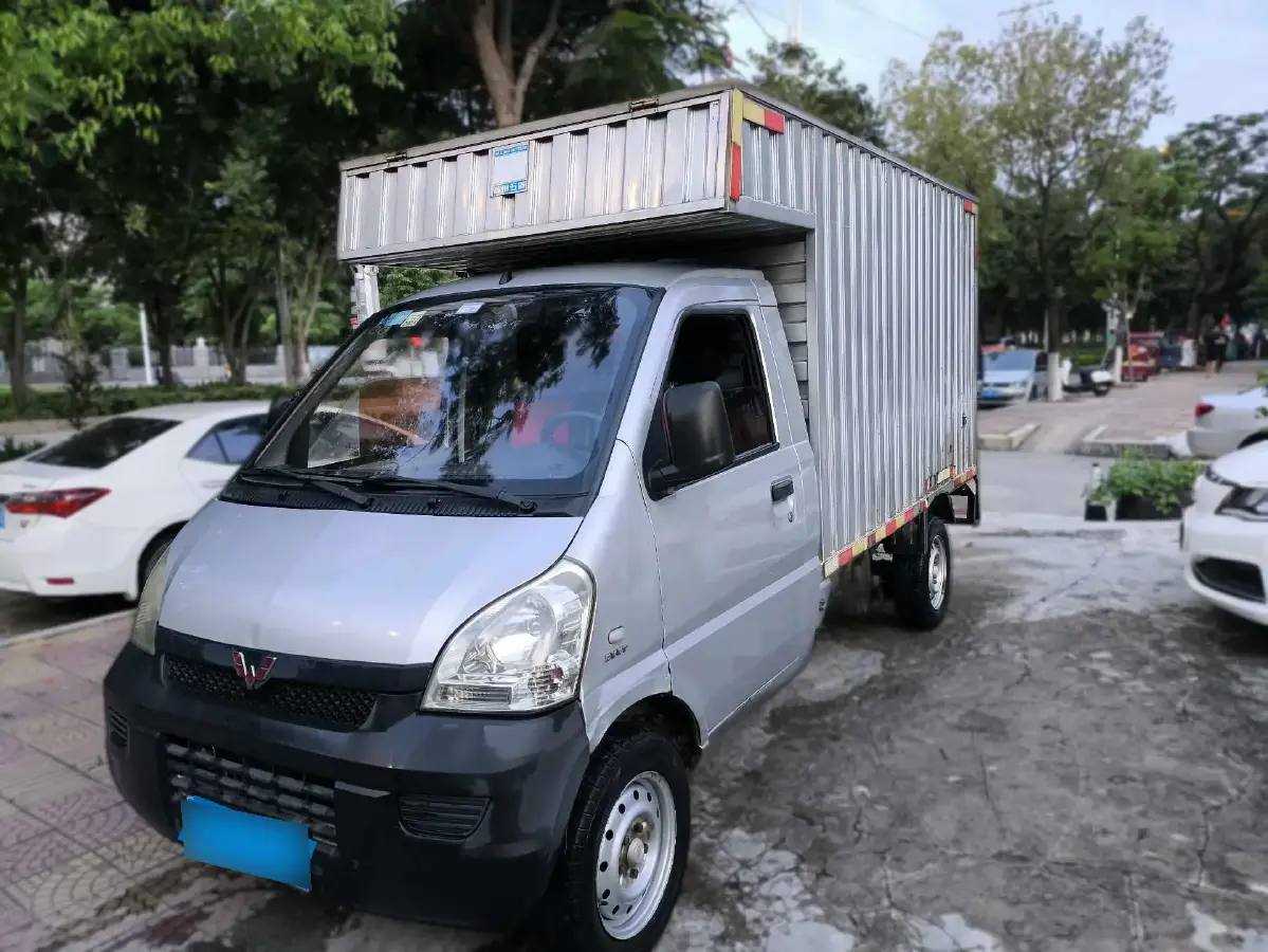 2018 WuLing RongGuang New Truck 1.5L 107HP L4 5MT
