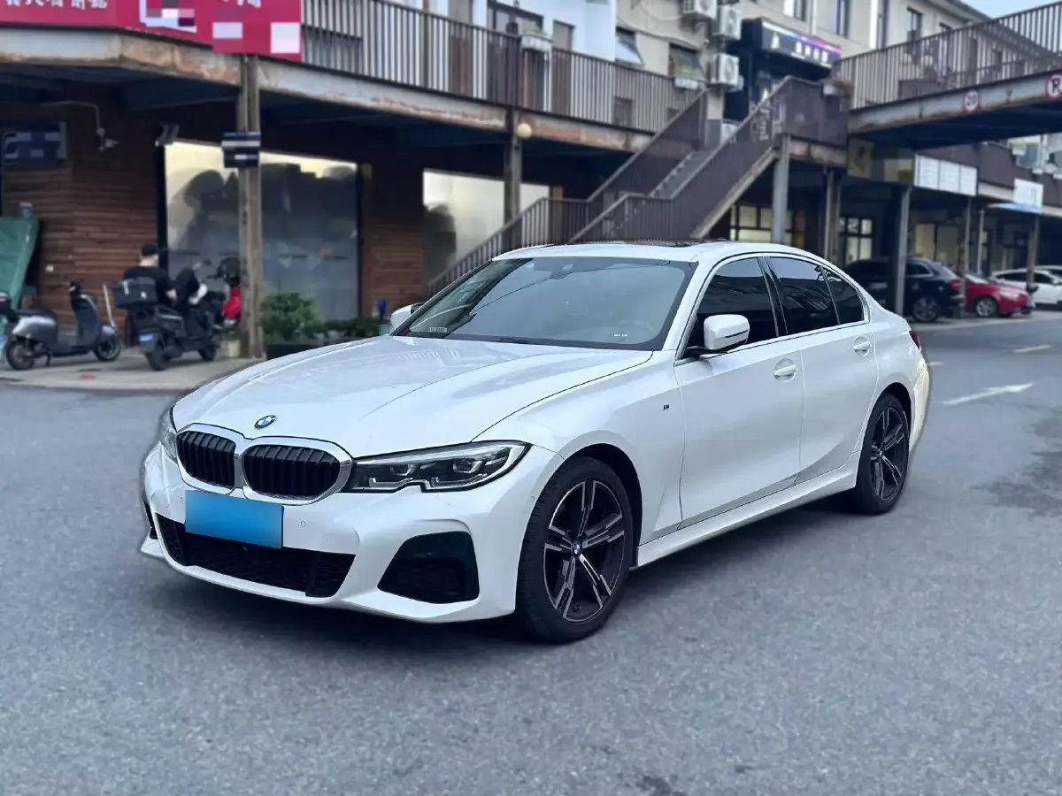 2021 BMW 3 Series 2.0T 184HP L4 8AT