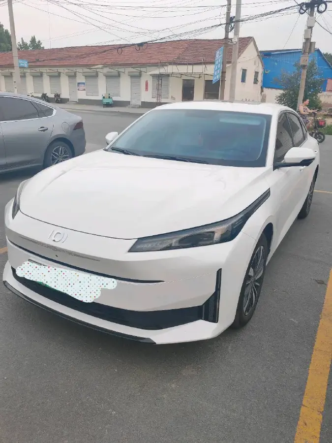 2025 ChangAn QiYuan A05 1.5L 98HP L4 E-CVT PHEV 18.4KWH