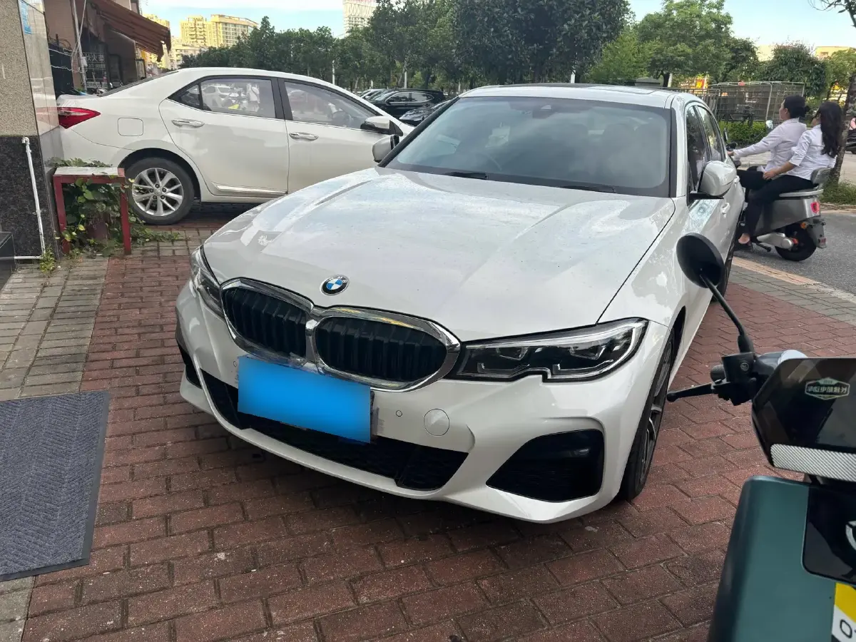 2021 BMW 3 Series 2.0T 184HP L4 8AT