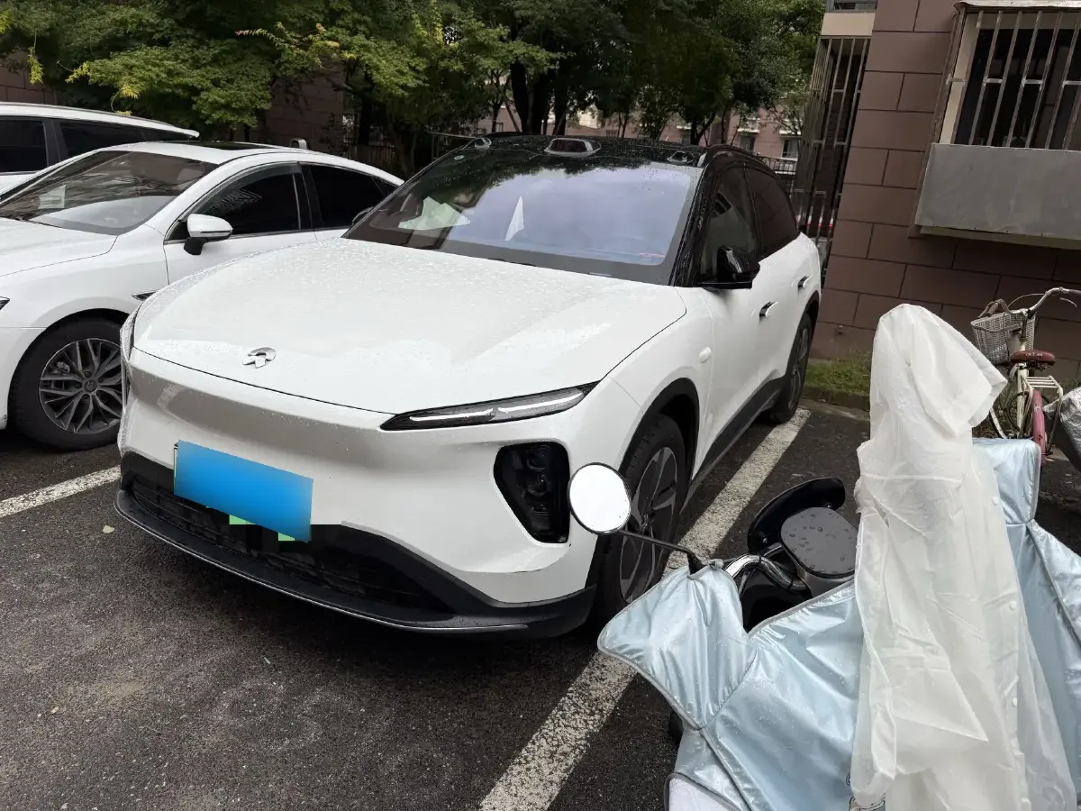 2023 NIO ES6 BEV 75KWH