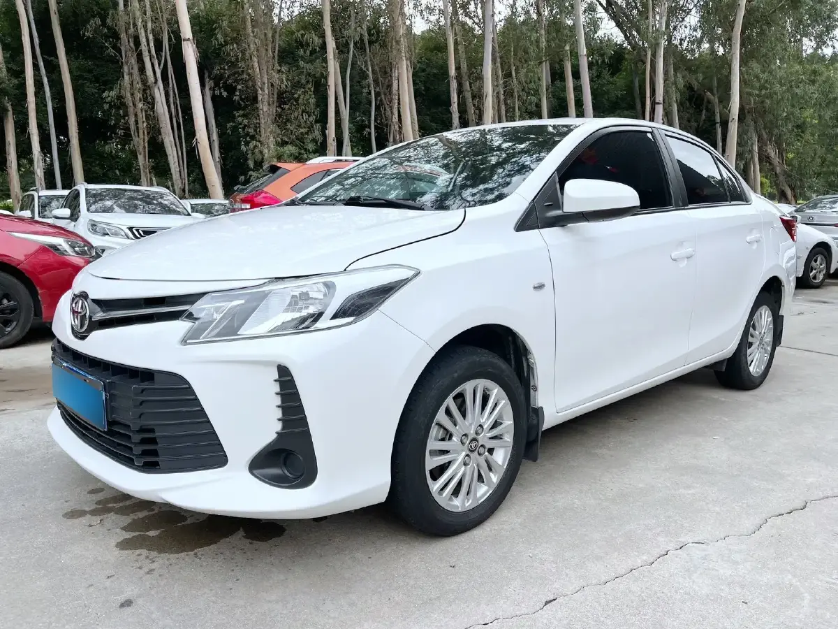 2022 Toyota Vios 1.5L 112HP L4 CVT