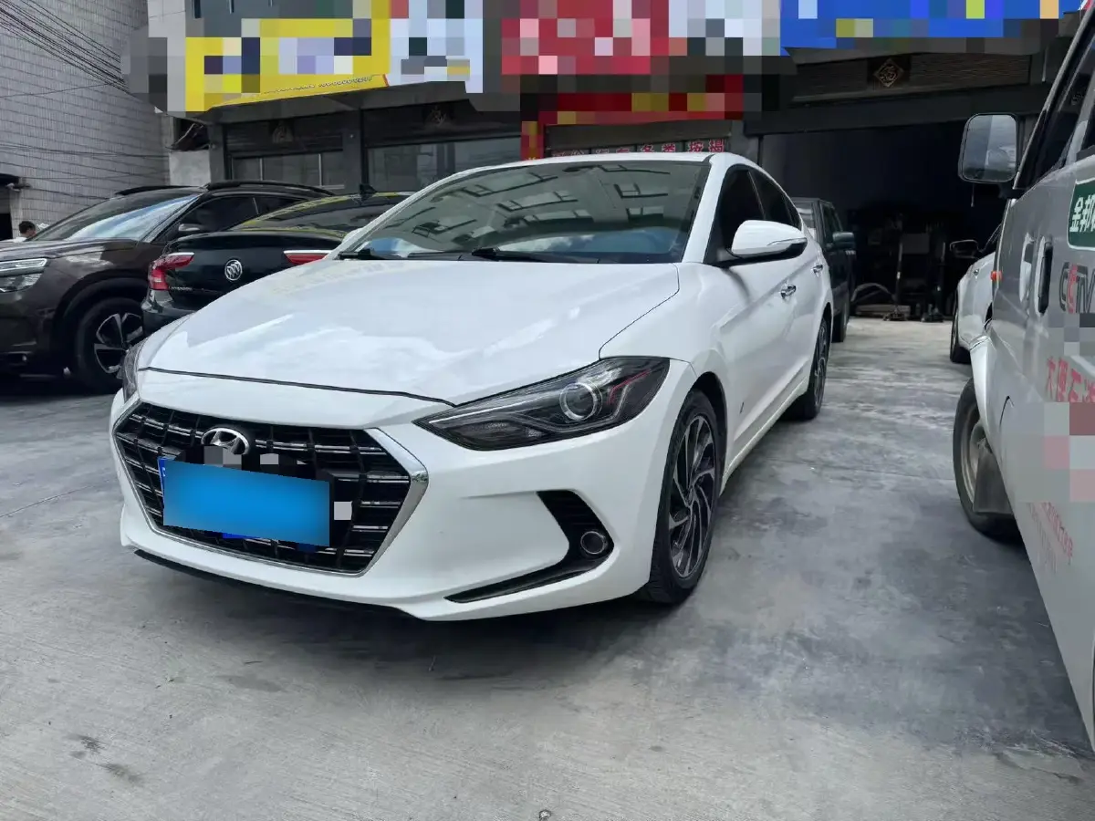 2019 Hyundai Elantra 1.4T 130HP L4 7DCT