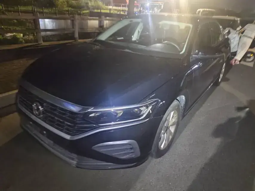 2022 Volkswagen Passat 1.4T 150HP L4 7DCT