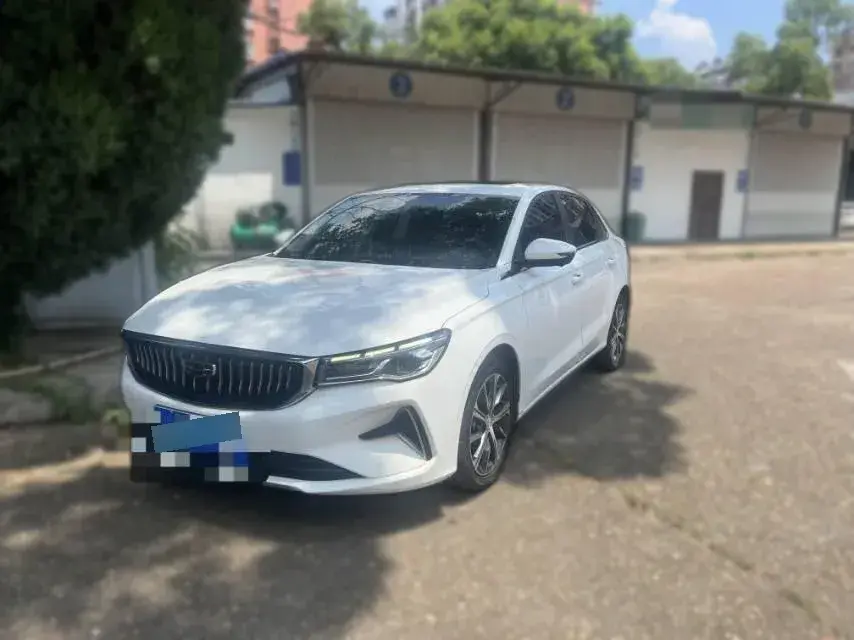2022 Geely Emgrand 1.5L 114HP L4 5MT