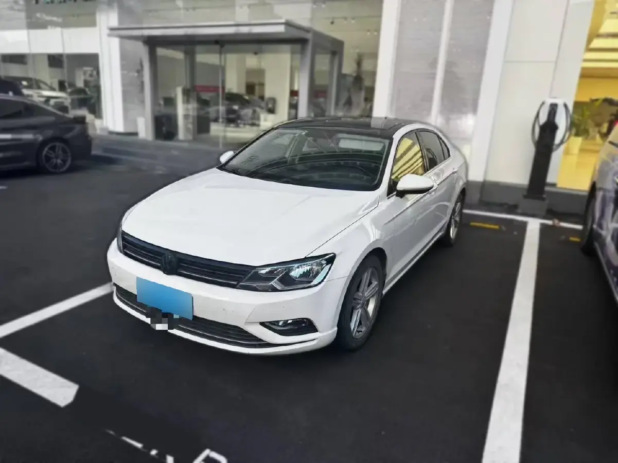2018 Volkswagen Lamando 1.4T 150HP L4 7DCT