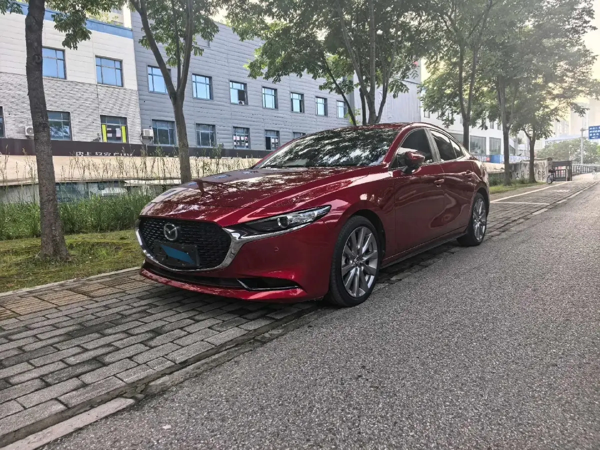 2020 Mazda 3 Axela 2.0L 158HP L4 6AT