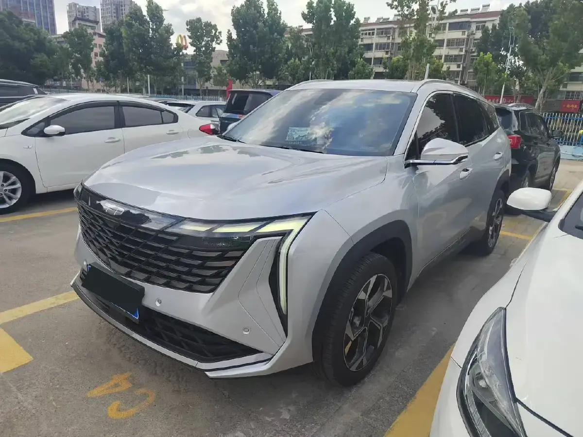 2023 Geely StarRay 1.5T 181HP L4 7DCT