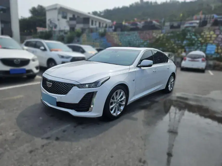 2021 Cadillac CT5 2.0T 237HP L4 10AT