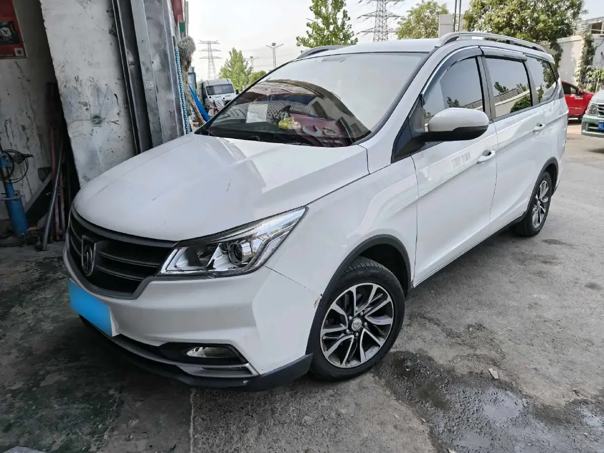 2019 BaoJun 730 1.5T 150HP L4 6DCT