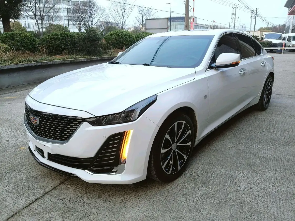 2021 Cadillac CT5 2.0T 237HP L4 10AT