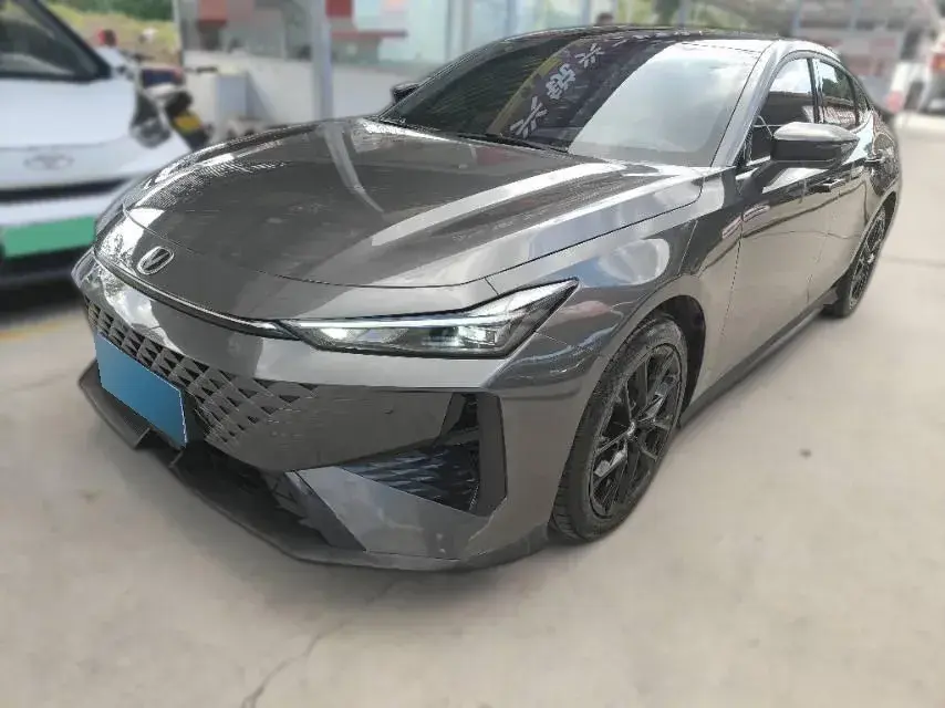 2023 ChangAn UNI-V 1.5T 188HP L4 7DCT