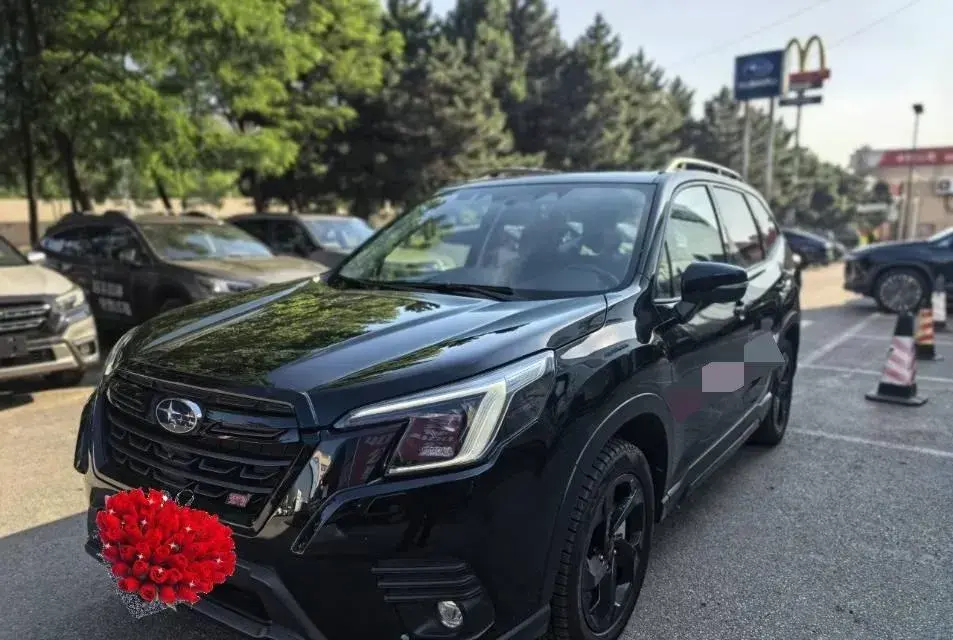 2024 Subaru Forester 2.5L 169HP H4 CVT