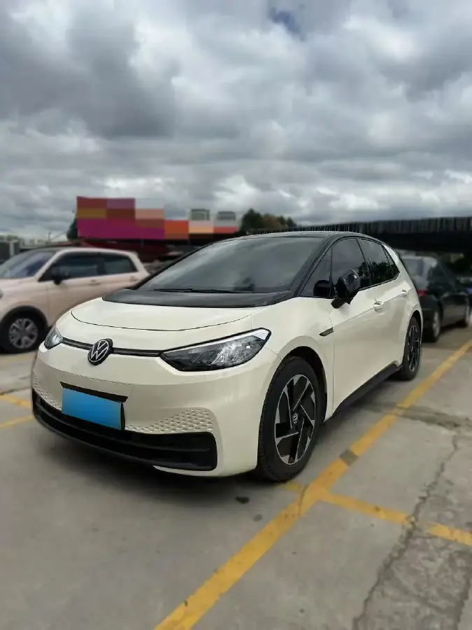 2023 Volkswagen ID.3 BEV 52.8KWH