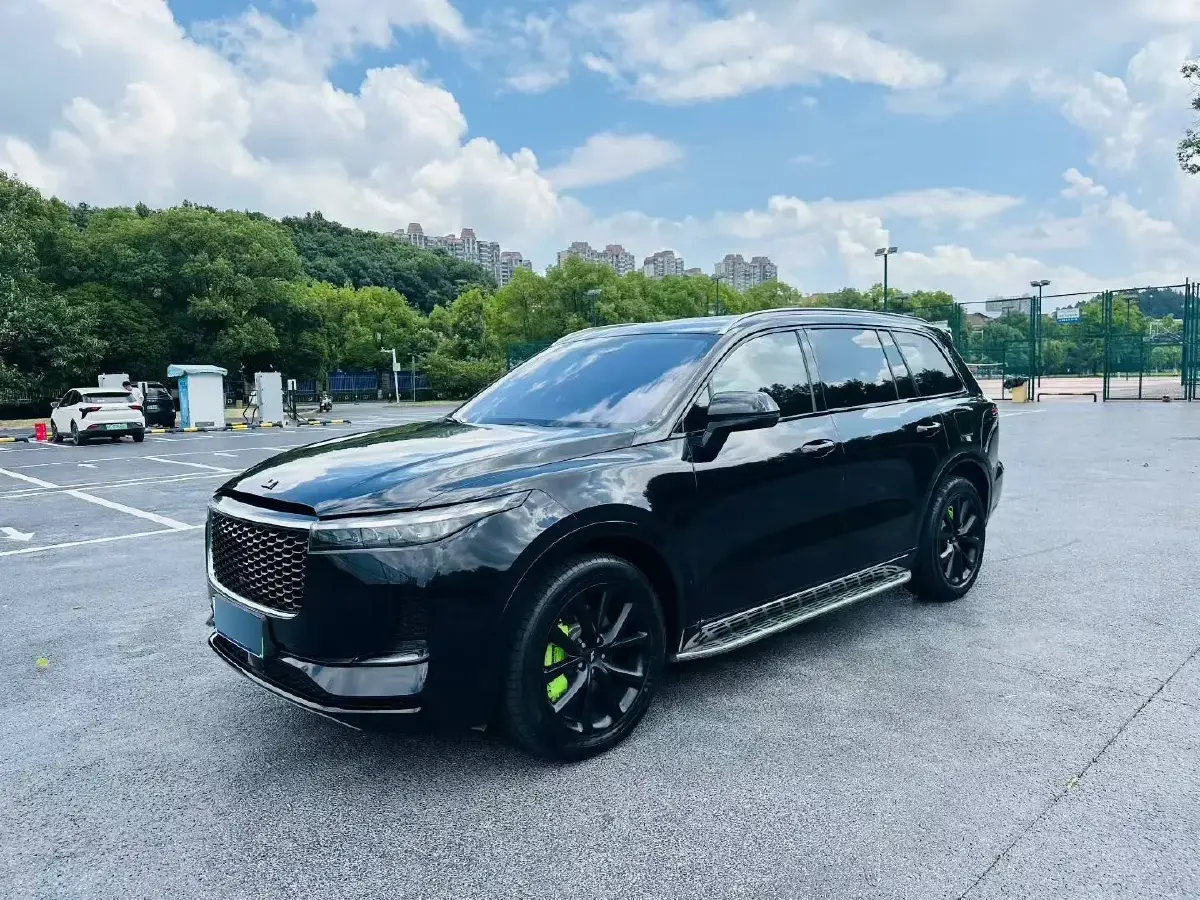 2021 Li ONE Range Extended 131HP REEV 40.5KWH