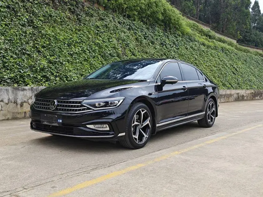 2023 Volkswagen Magotan 2.0T 186HP L4 7DCT