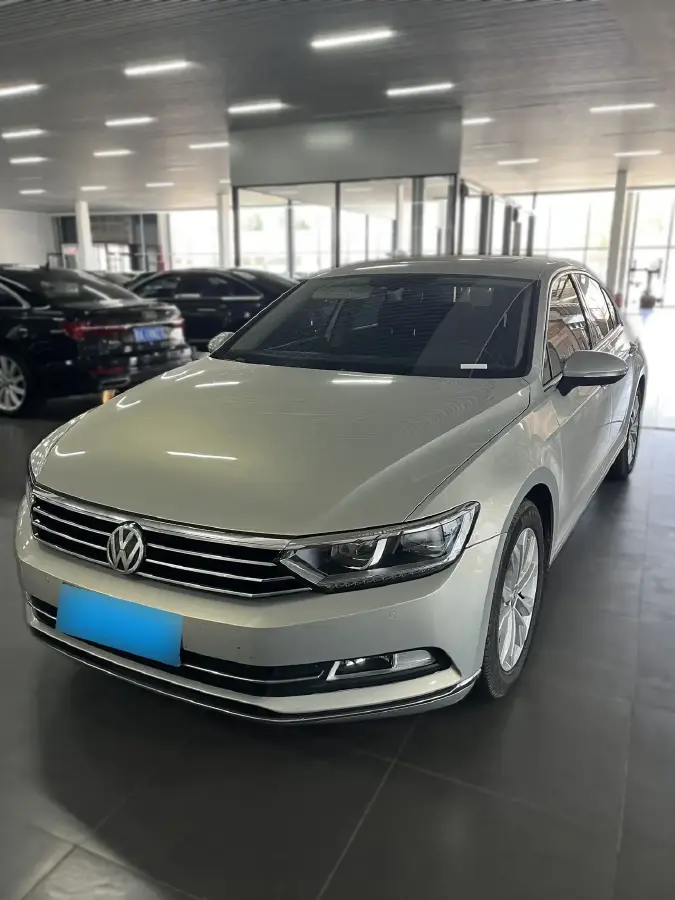 2017 Volkswagen Magotan 1.8T 180HP L4 7DCT