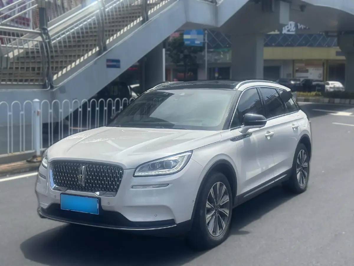 2020 Lincoln Corsair 2.0T 245HP L4 8AT