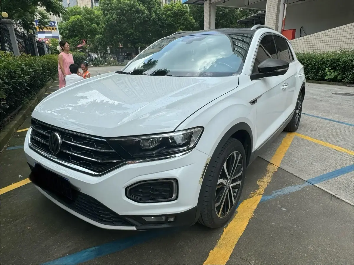 2018 Volkswagen T-Roc 1.4T 150HP L4 7DCT
