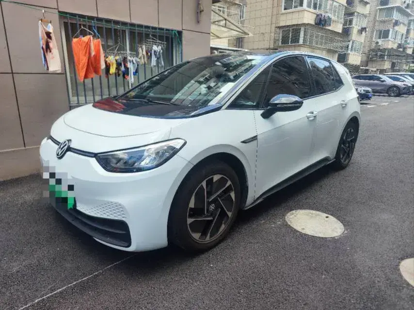 2023 Volkswagen ID.3 BEV 52.8KWH