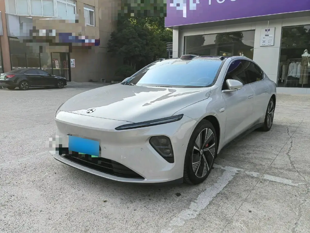 2023 NIO ET7 BEV 75KWH