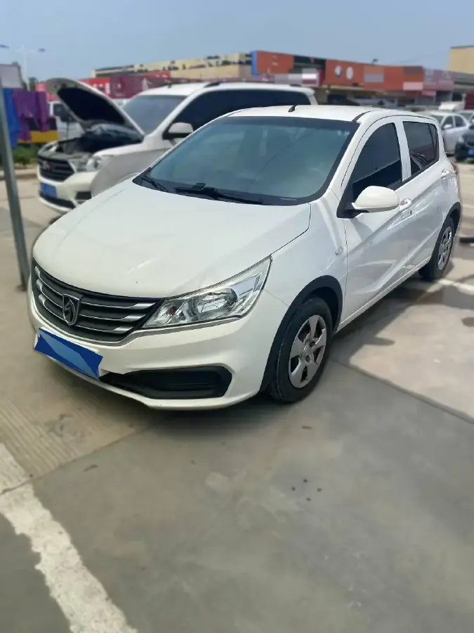 2016 BaoJun 310 1.2L 82HP L4 5MT