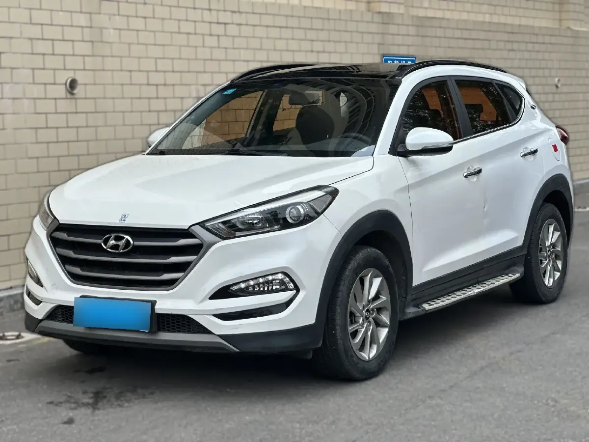 2015 Hyundai Tucson 1.6T 177HP L4 7DCT