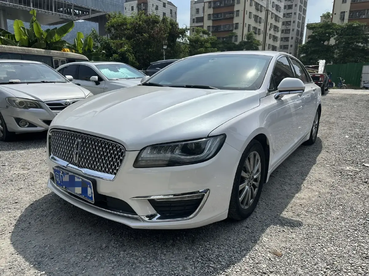 2018 Lincoln MKZ 2.0T 203HP L4 6AT