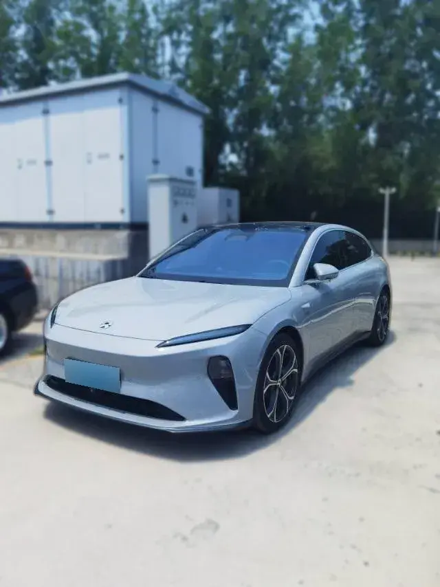 2024 NIO ET5T BEV 75KWH