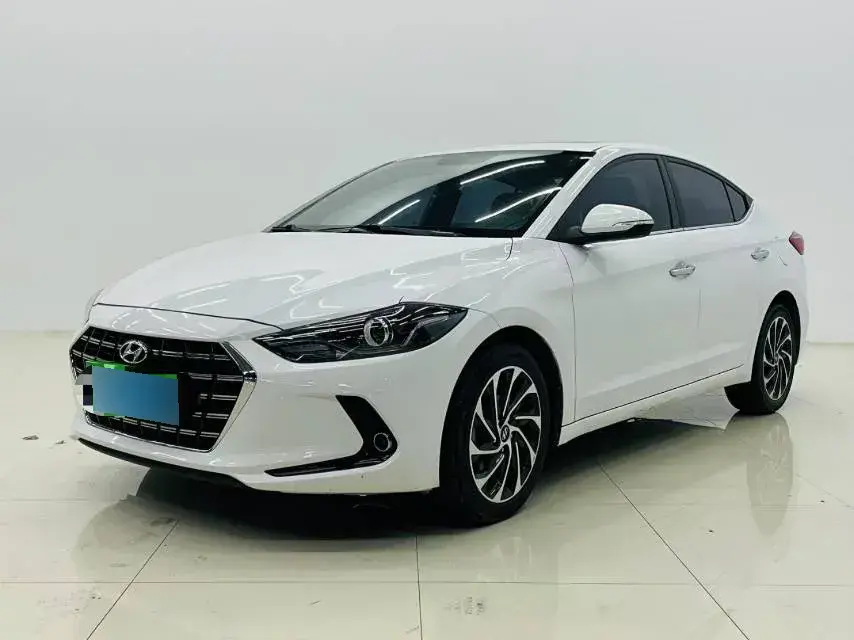 2019 Hyundai Elantra 1.4T 130HP L4 7DCT