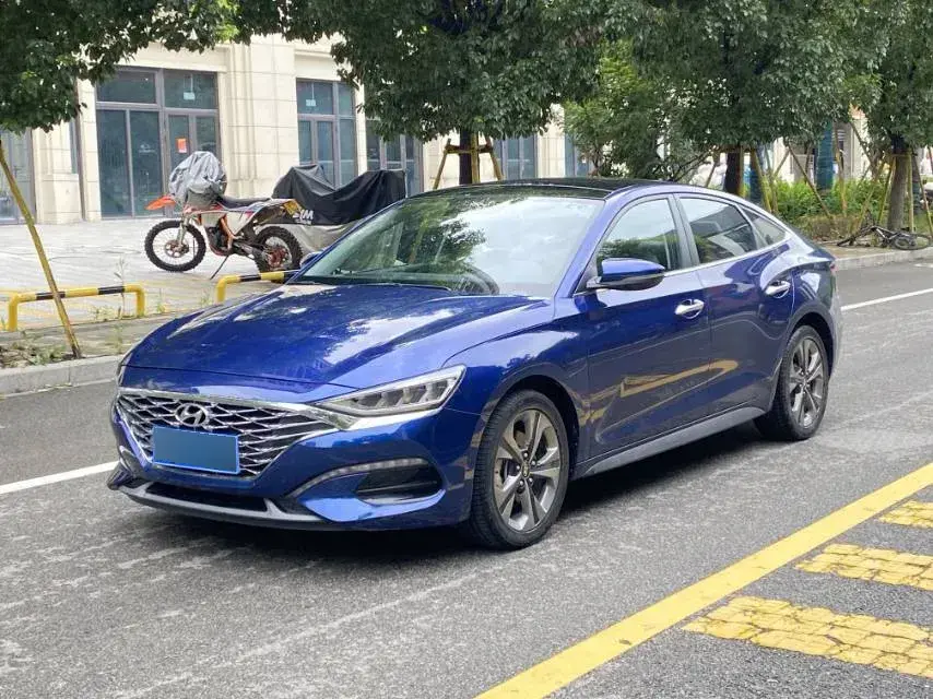 2019 Hyundai La Festa 1.6T 190HP L4 7DCT