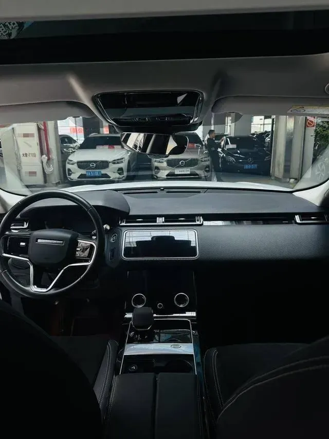 2020 Land Rover Range Rover Velar 2.0T 250HP L4 8AT,autocango,china used car exporter,china ev exporter,chinese used car exporter,chinese used ev exporter