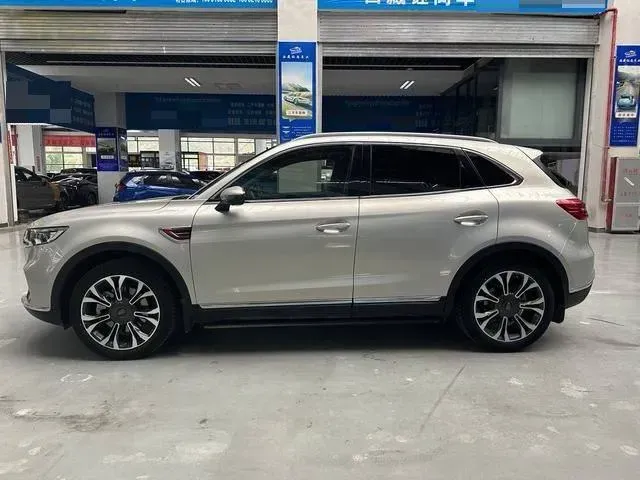 2019 HongQi HS5 2.0T 224HP L4 6AT,autocango,china used car exporter,china ev exporter,chinese used car exporter,chinese used ev exporter