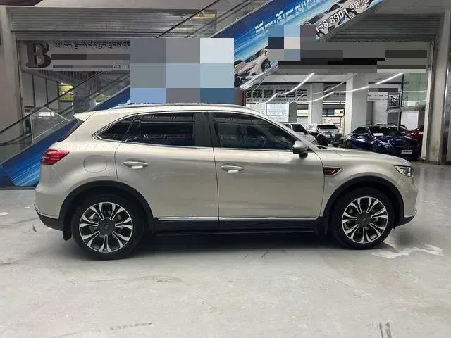 2019 HongQi HS5 2.0T 224HP L4 6AT,autocango,china used car exporter,china ev exporter,chinese used car exporter,chinese used ev exporter