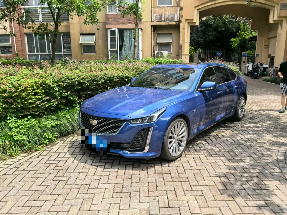 2021 Cadillac CT5 2.0T 237HP L4 10AT