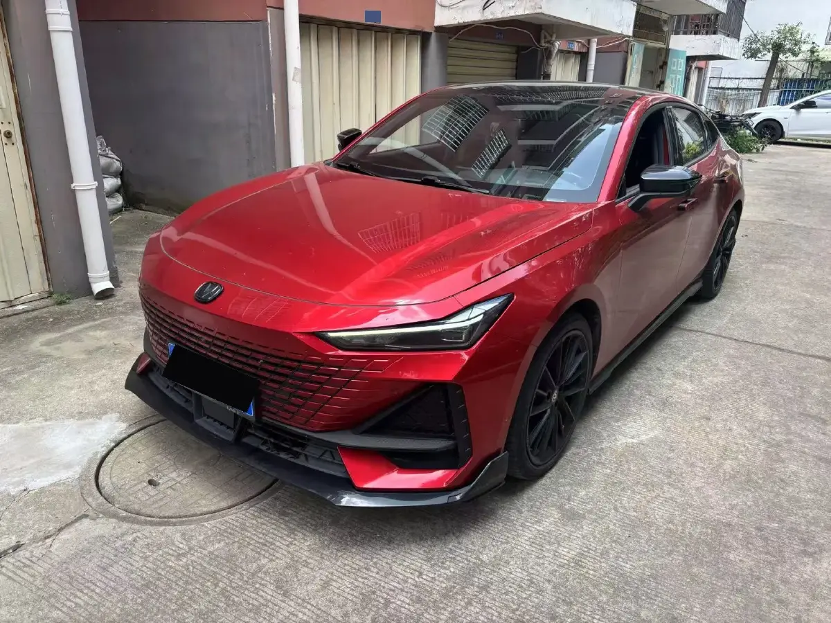 2022 ChangAn UNI-V 1.5T 188HP L4 7DCT