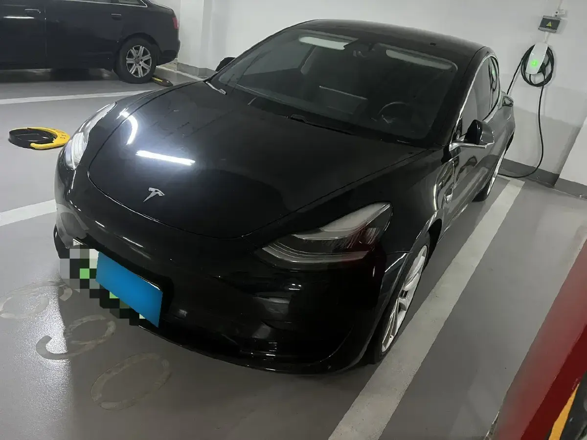 2020 Tesla Model 3 BEV 52KWH